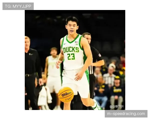 篮球教育：NCAA冠军教练在训练营强调，低位防守脚步应从青少年抓起